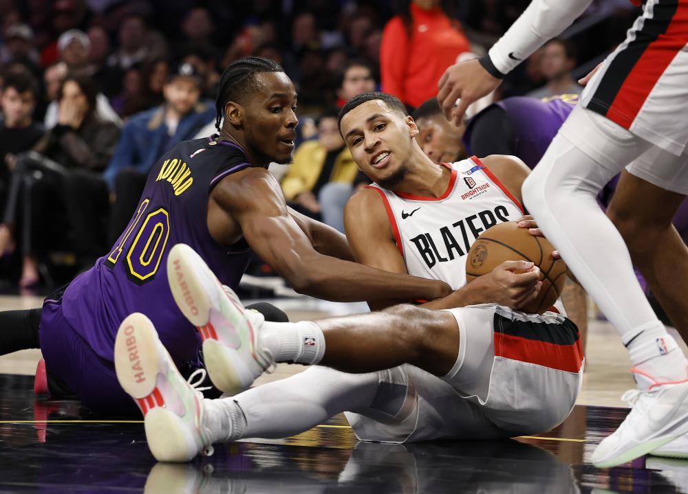 尤其是在锋 尤其是在锋