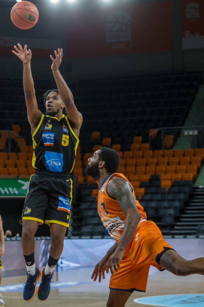 球队迎来了 球队迎来了