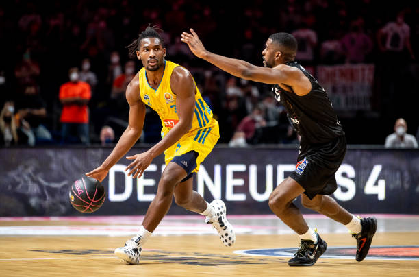 默契配合 默契配合