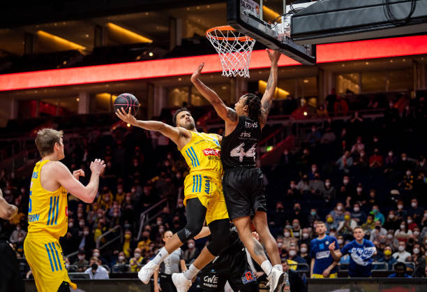 高位逼抢 高位逼抢